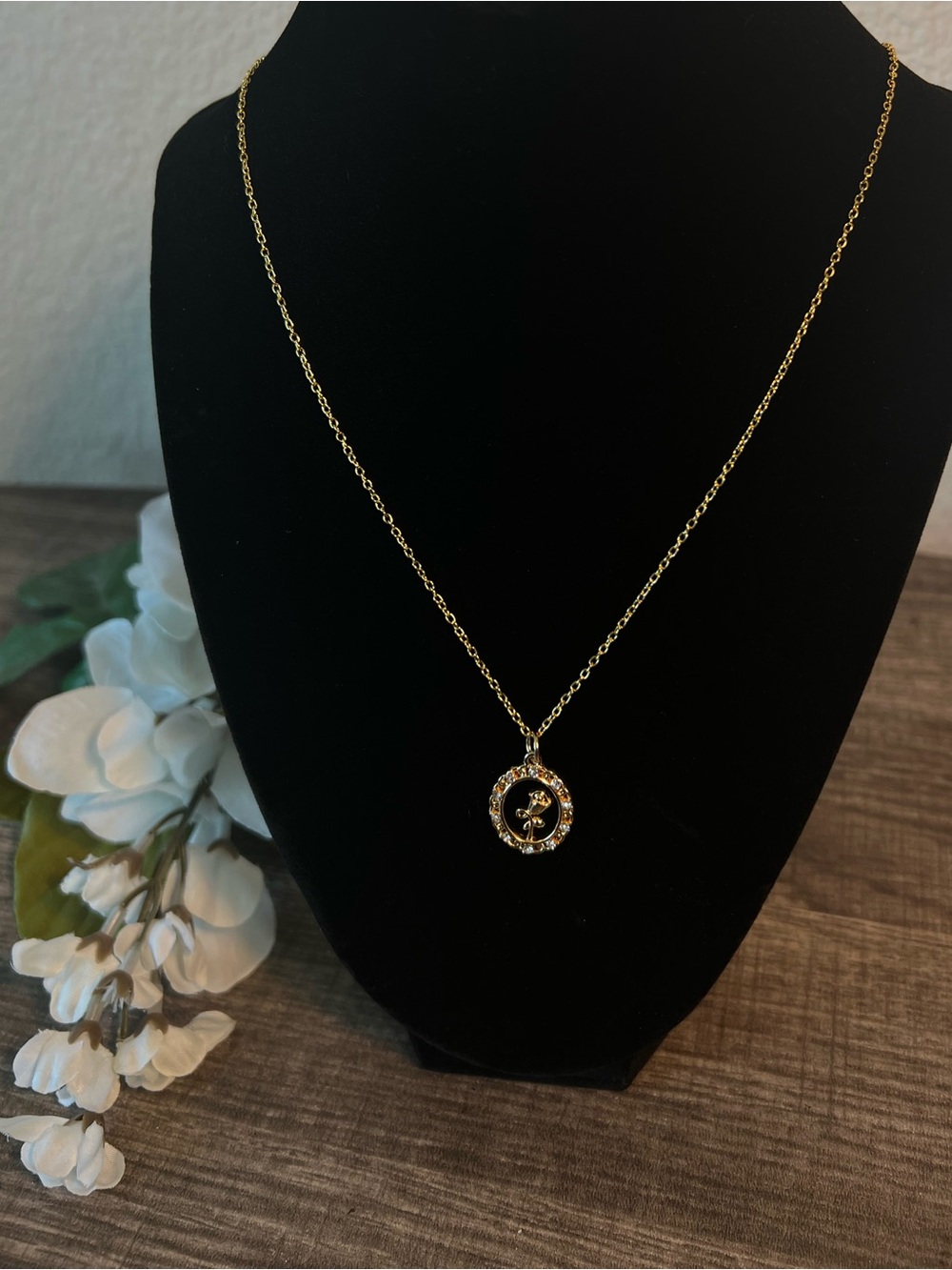 Gold Rose Circle Pendant Necklace with Crystal Accents | Floral Romantic Jewelry